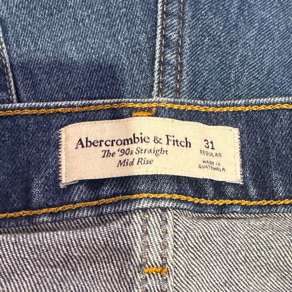 Abercrombie & Fitch Denim - Abercrombie & Fitch 90’s Strait Mid Rise - size 31 regular (pair 1 of 2)